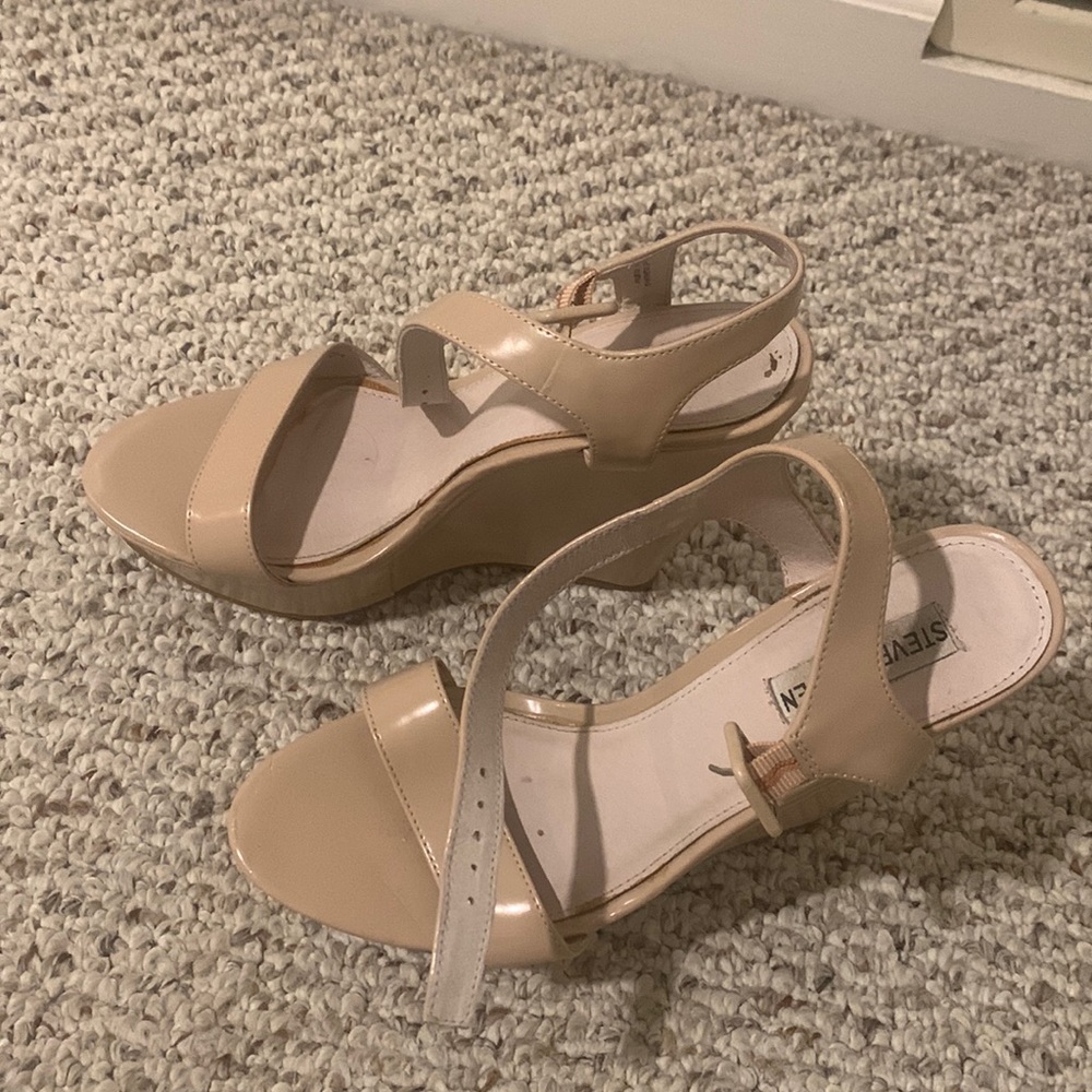 Steve Madden Wedges